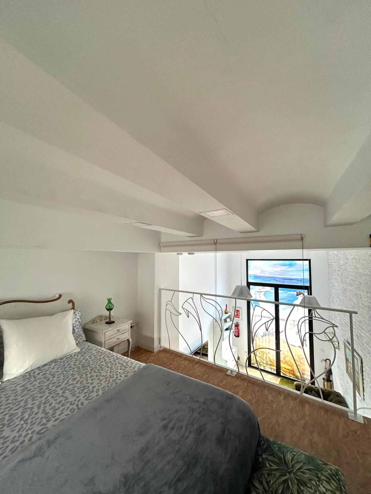 Loft Con Mucha Luz En El Centro Barrio Ruzafa Villa Valencia Exterior photo