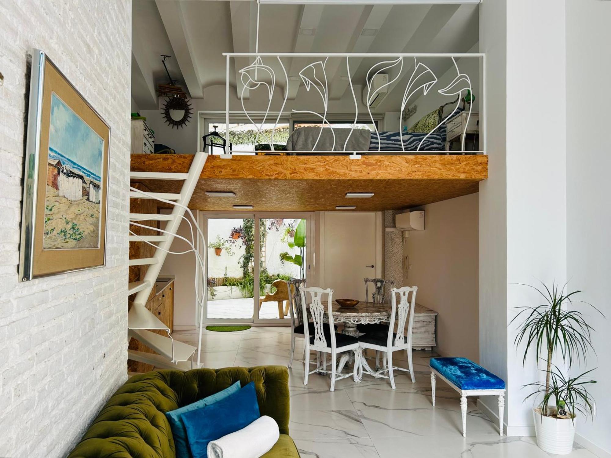 Loft Con Mucha Luz En El Centro Barrio Ruzafa Villa Valencia Exterior photo